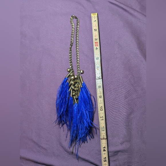 🌟 3/$20- Fashion Feather Necklace - Picture 3 of 3